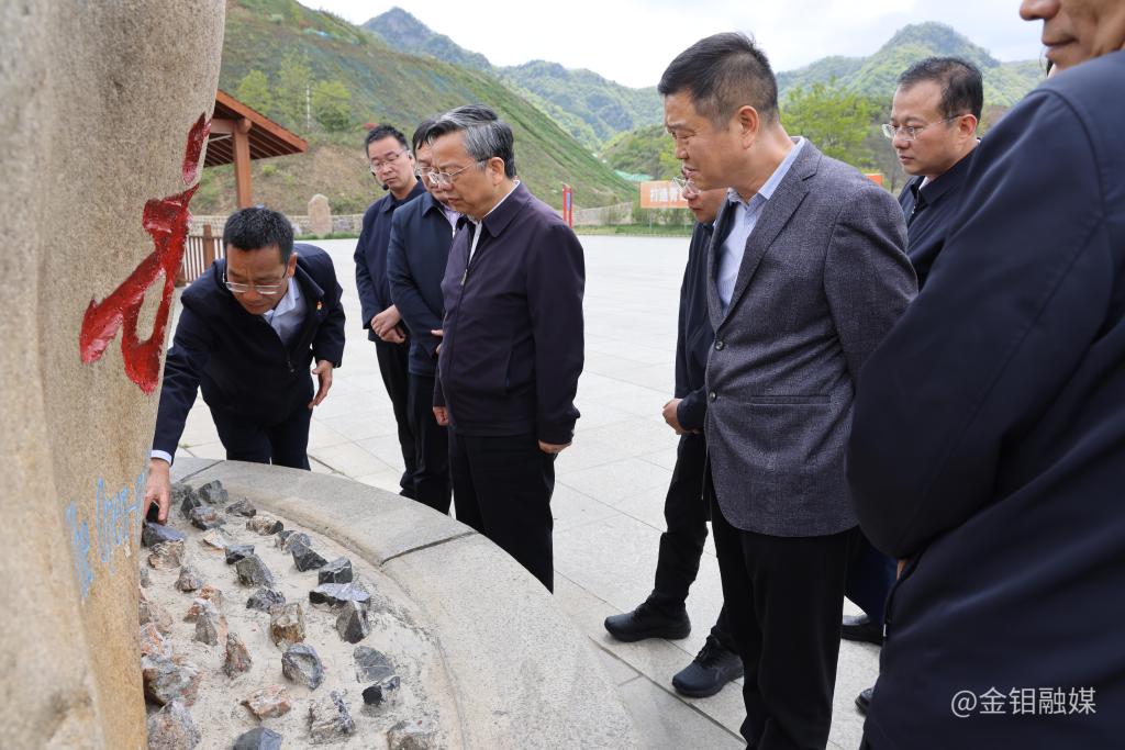 20230512-陜西省第三大氣污染治理專項督察組來礦山分公司督導檢查大氣污染治理工作 (2).JPG 20230512-陜西省第三大氣污染治理專項督察組來礦山分公司督導檢查大氣污染治理工作 (2).JPG